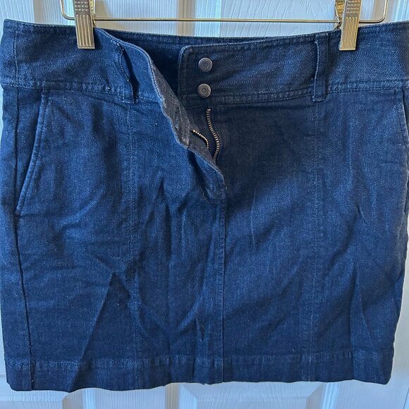 LOFT Mini Denim Skirt - Picture 1 of 7